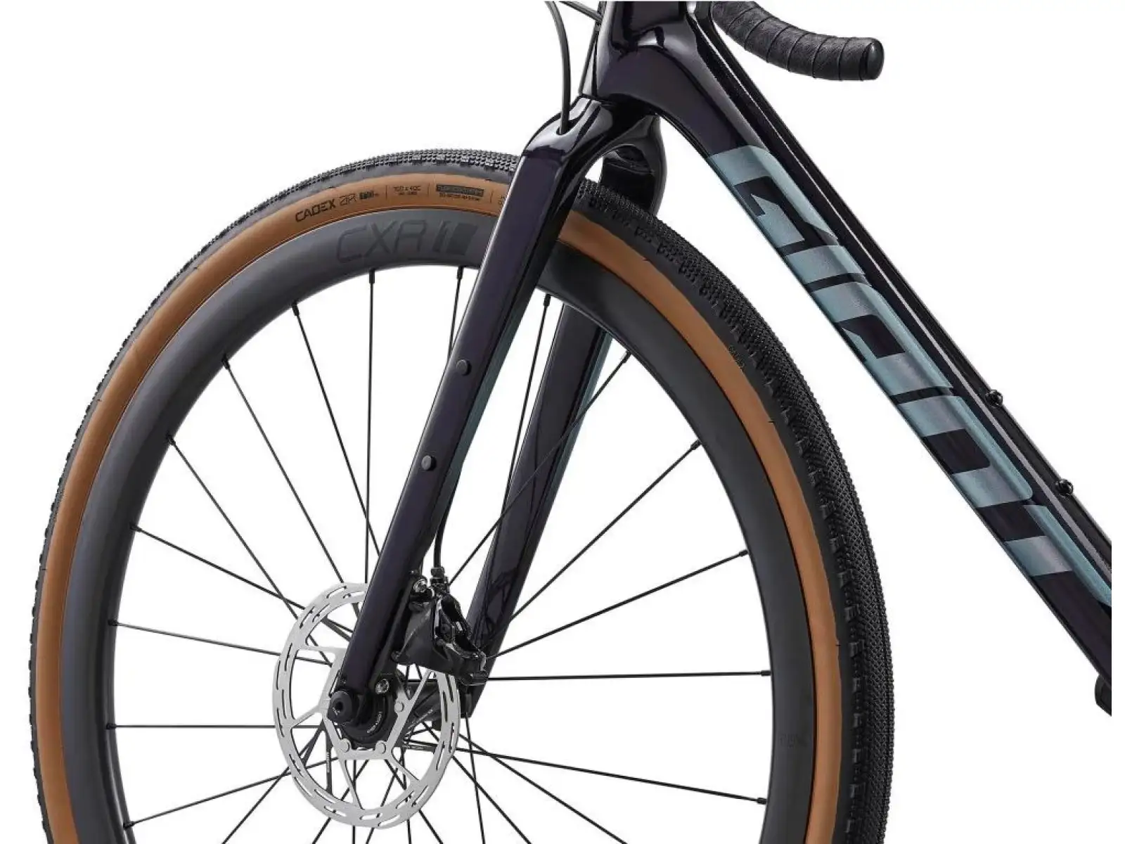 Giant Revolt Advanced Pro 1 gravel bicykel Black Currant