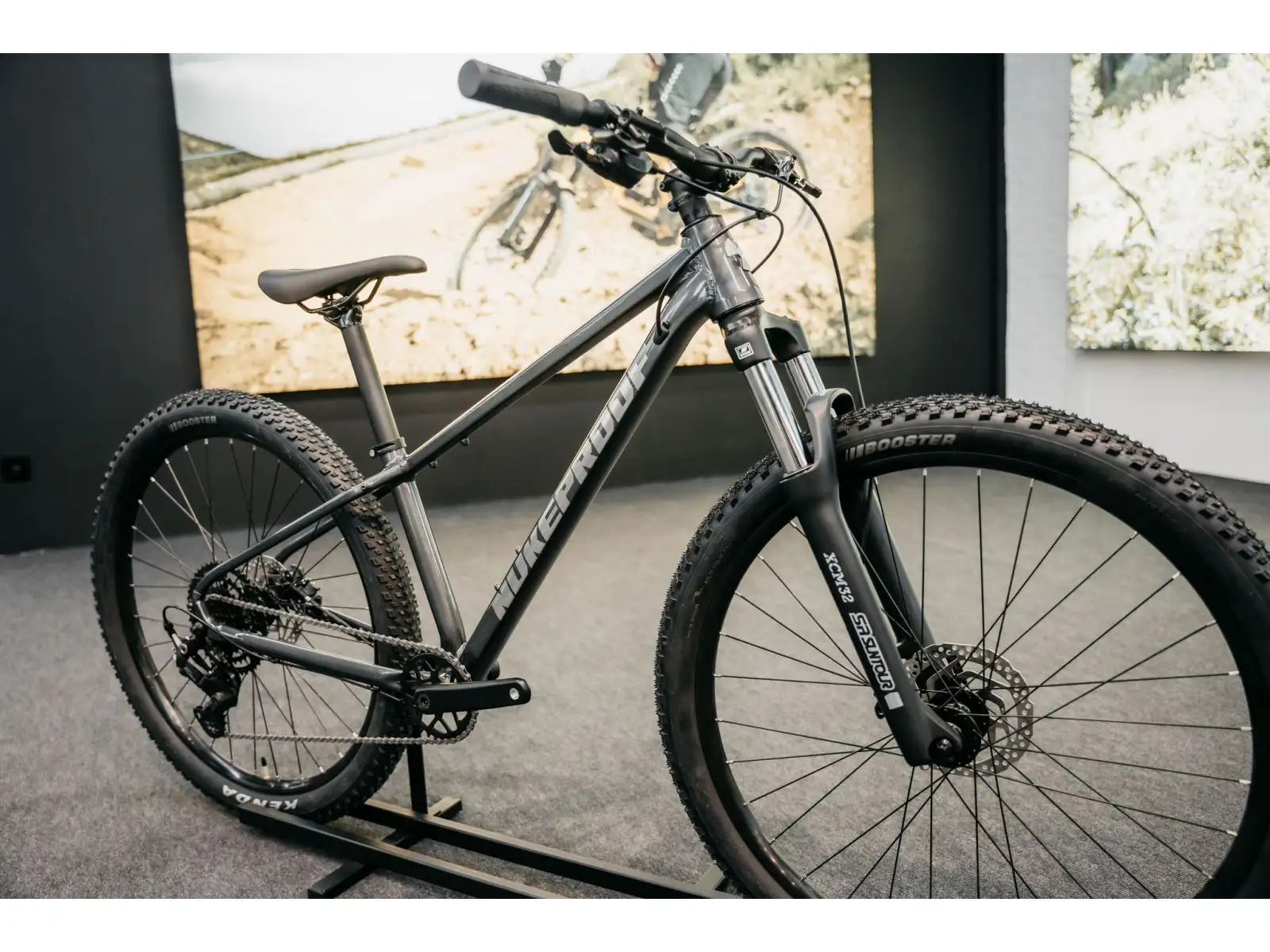 Nukeproof Tracker Sport 290 Essa 1x8 horský bicykel Black/Bronze