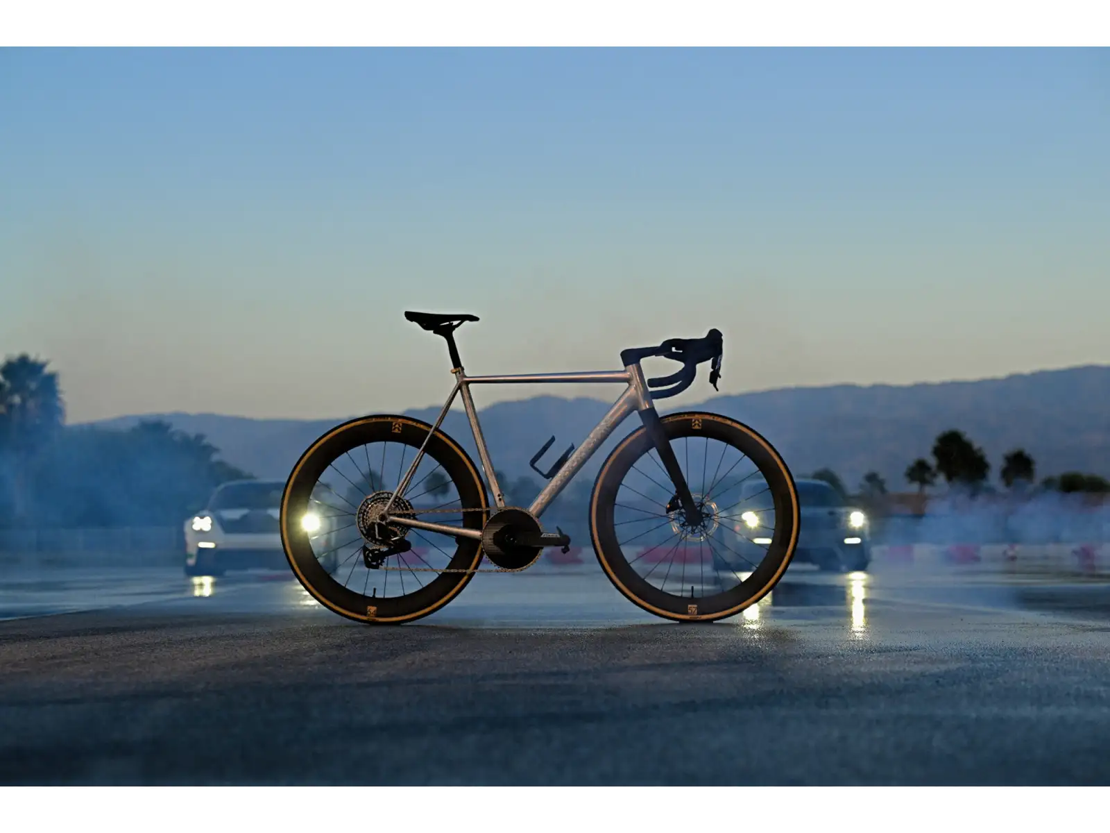 Cannondale CAAD 14 1 cestný bicykel RAW