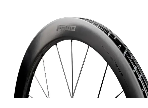 Cestné kolesá FFWD RAW CS 55 Matt Black