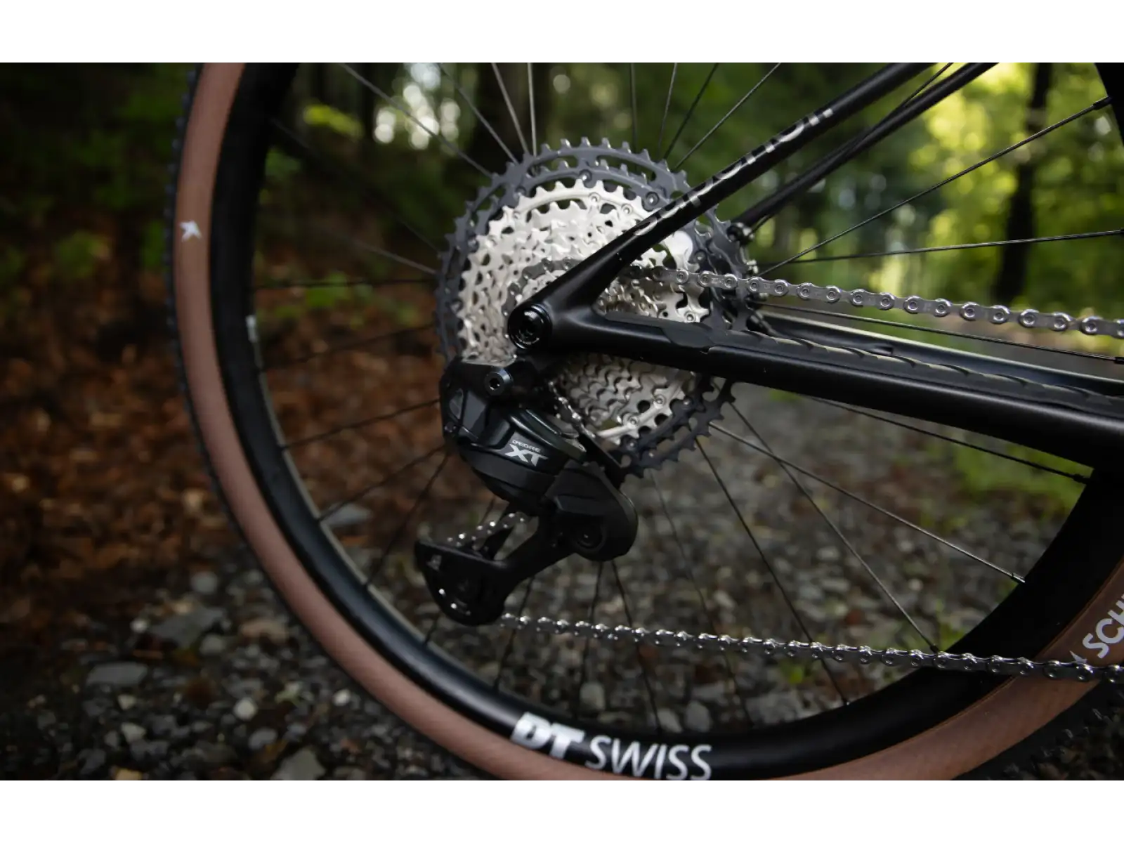 Superior XP 9.8 horský bicykel Matte Carbon/Dark Chrome