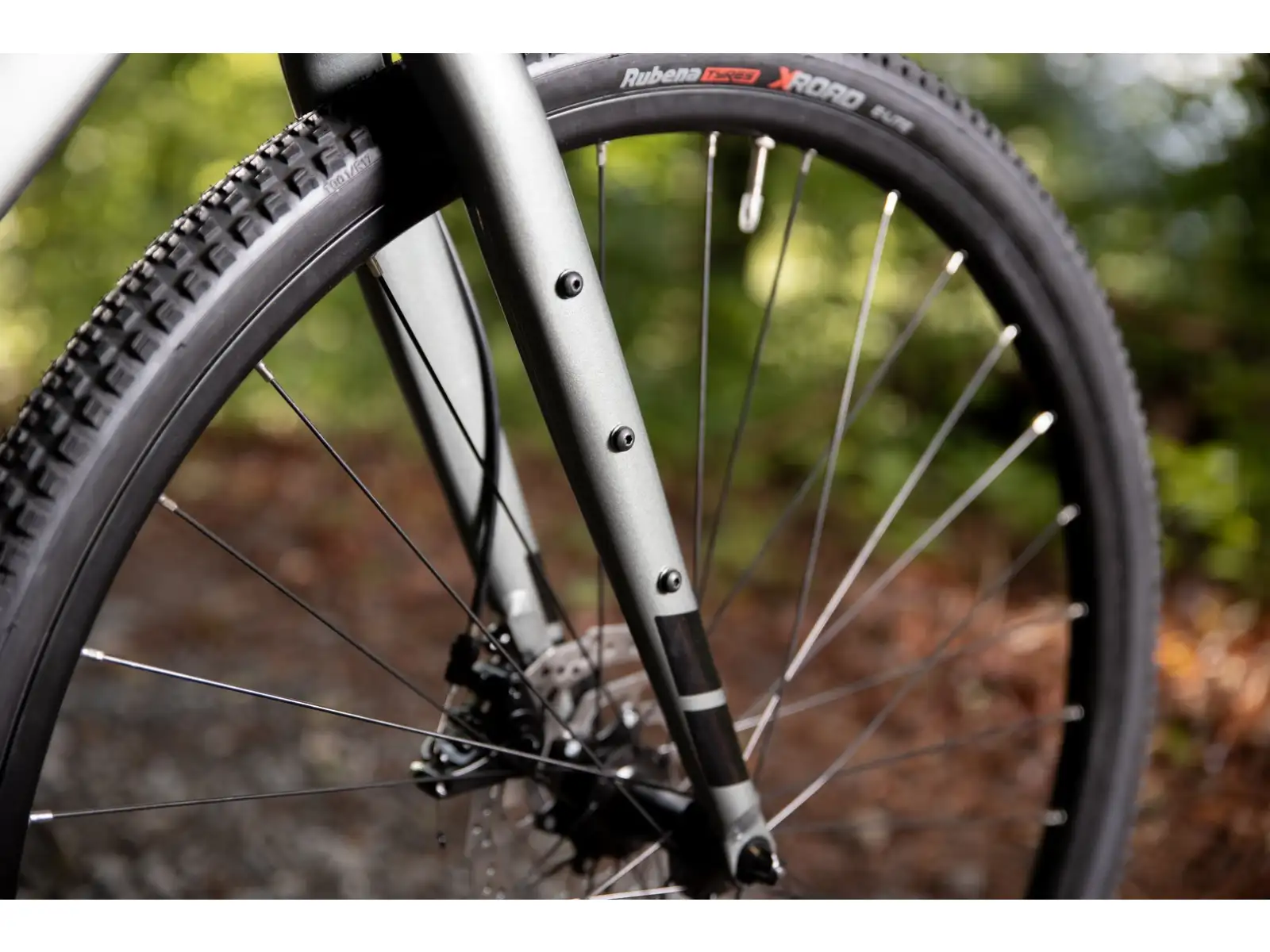 Rock Machine Lukk 40 gravel bicykel Gloss Granite Green