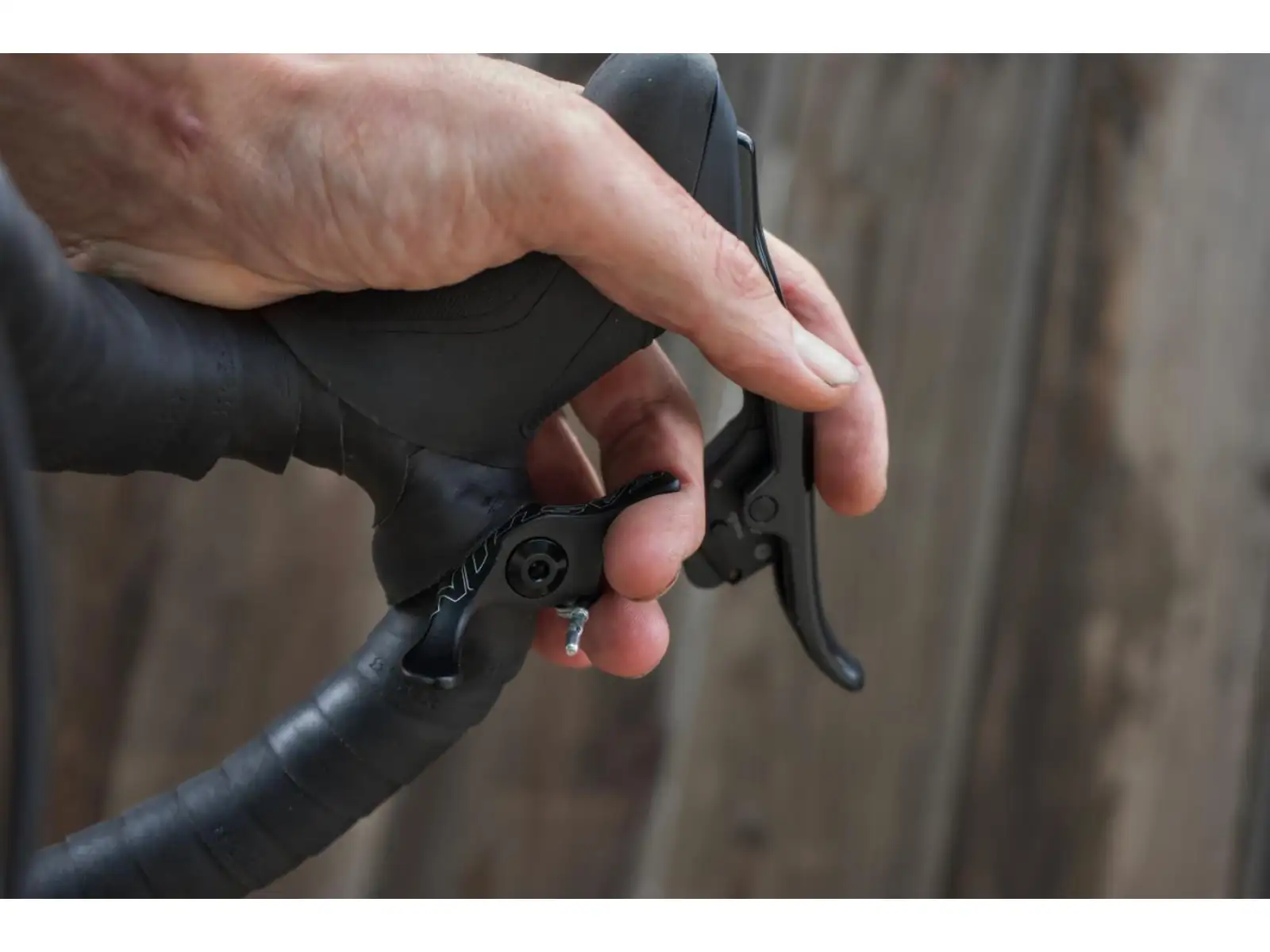 Easton Remote AX DB Post Underhood Dual Pull páčka k sedlovke