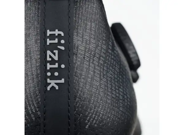 Fizik Vento Infinito Knit Carbon 2 cestné pánske tretry Black/Black
