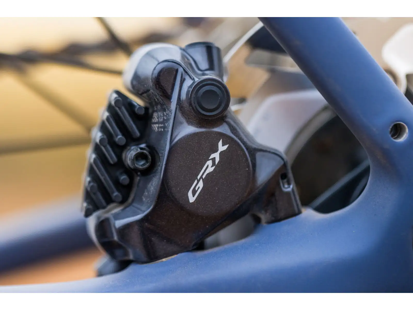 Shimano GRX Di2 ST-RX825 + BR-RX820 12sp pravá radiaca a zadná brzdová páka a strmeň
