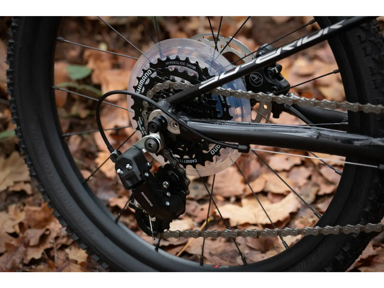 Superior Team 20 Matte Black/Hologram Chrome/Team Red detský bicykel