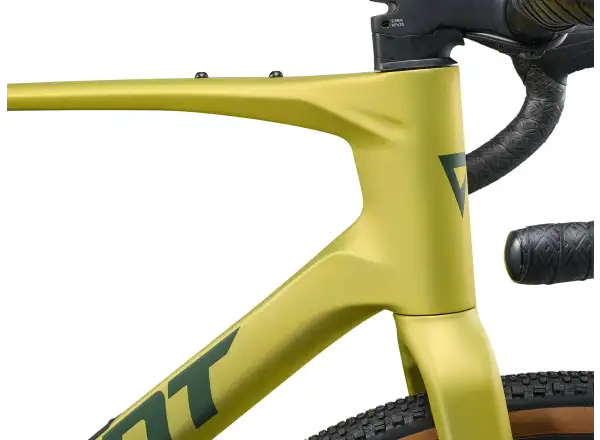Giant Revolt Advanced Pro 0 gravel bicykel Cyber Lime