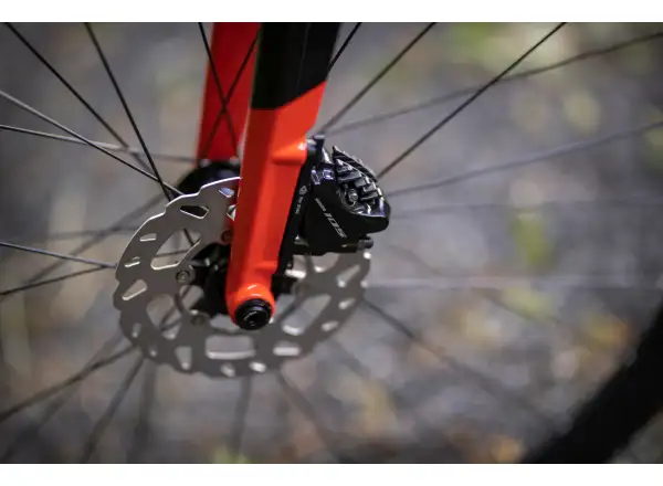 Superior X-Road Issue Gloss Black Metallic/Chrome Silver/Team Red cestný bicykel