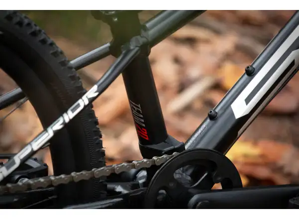 Superior Team 20 Matte Black/Hologram Chrome/Team Red detský bicykel