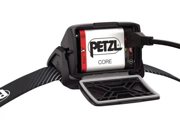Petzl ACTIK CORE 2025 čelovka čierna