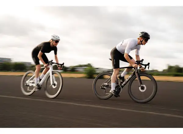 Isaac Meson Ultegra Di2 cestný bicykel Mineral White