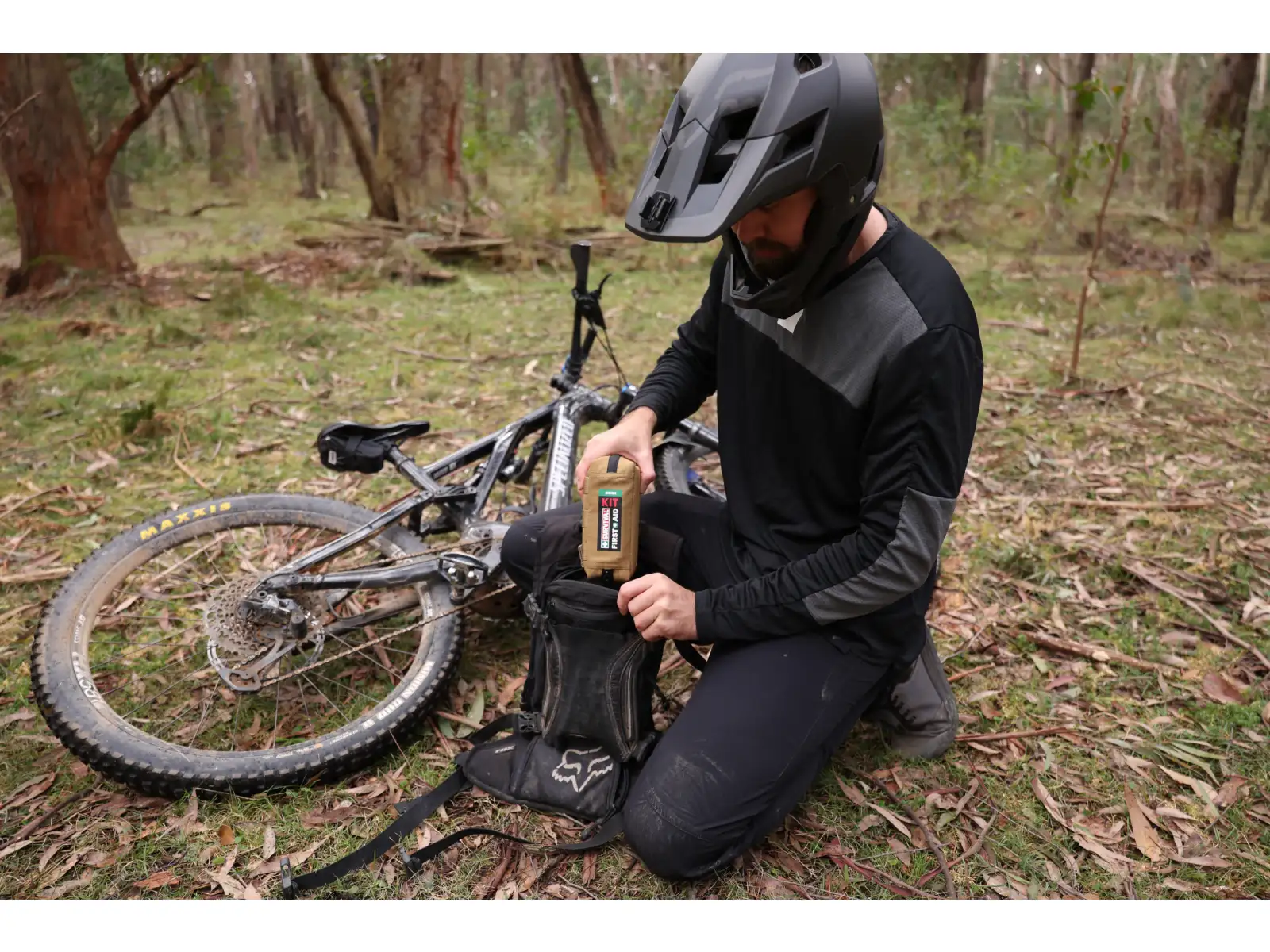 Survival First Aid Kit Hike profesionálna lekárnička