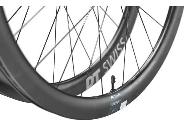 DT Swiss ERC 1400 Dicut 45 mm karbón 700C CL 12/142 zadné koleso - Nebalené