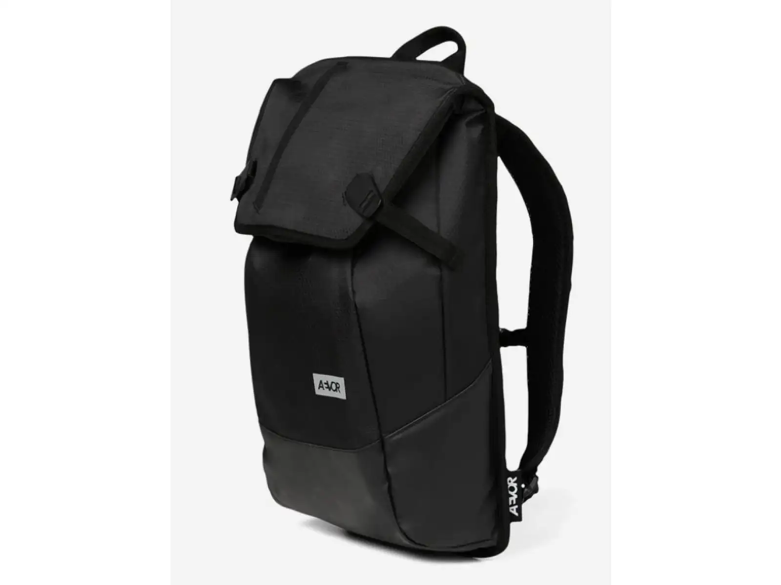 Aevor Daypack Proof batoh 28 l čierna