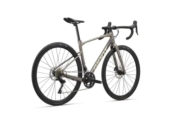 Giant Revolt 1 gravel bicykel Metal