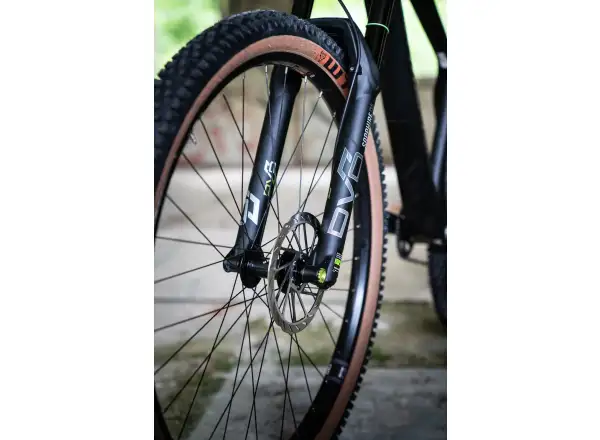Rock Machine Blizz CRB 90-29 AXS horský bicykel Stealth Black