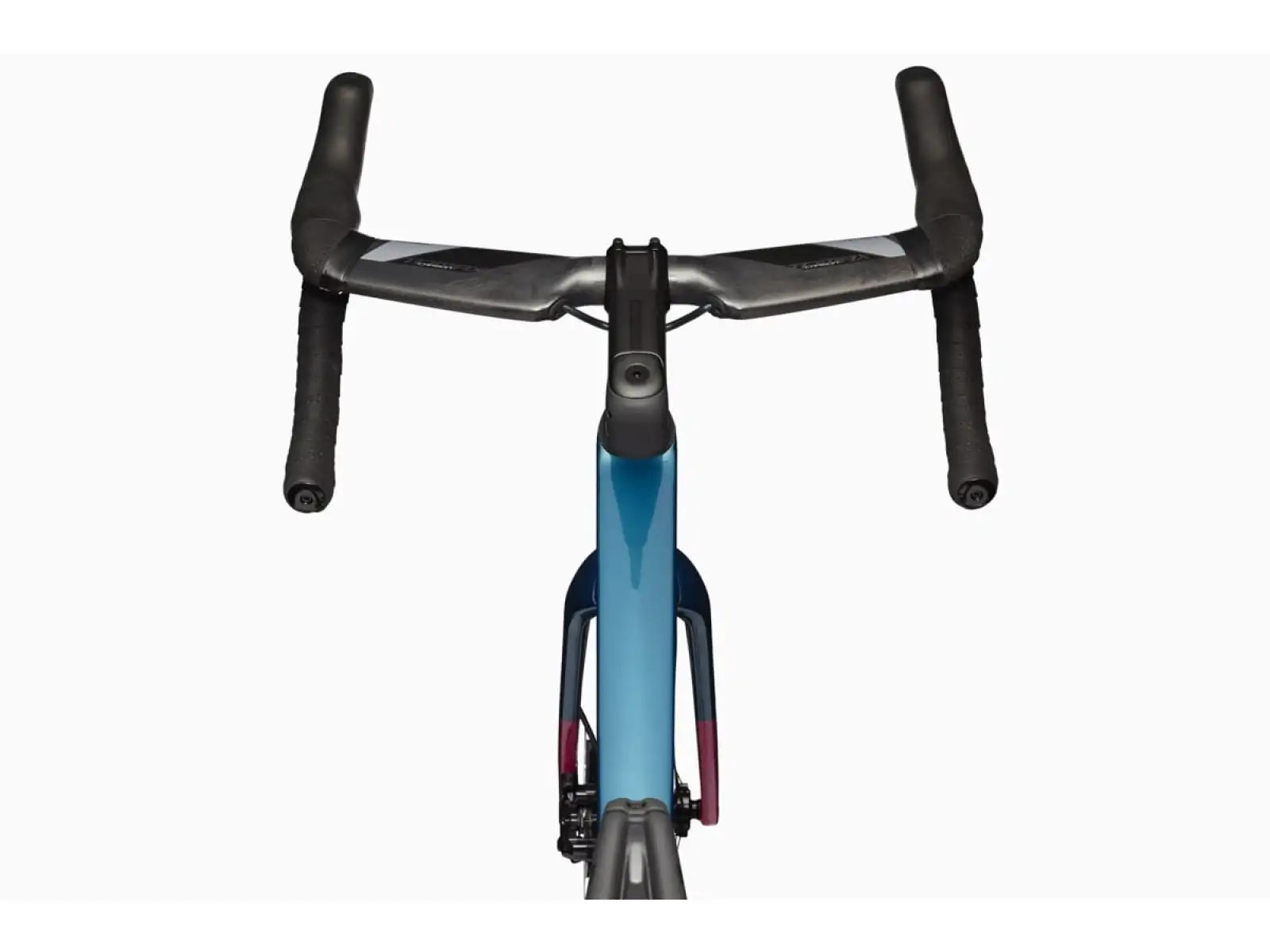 Cannondale SuperSix EVO Carbon 2 Compact cestný bicykel DTE