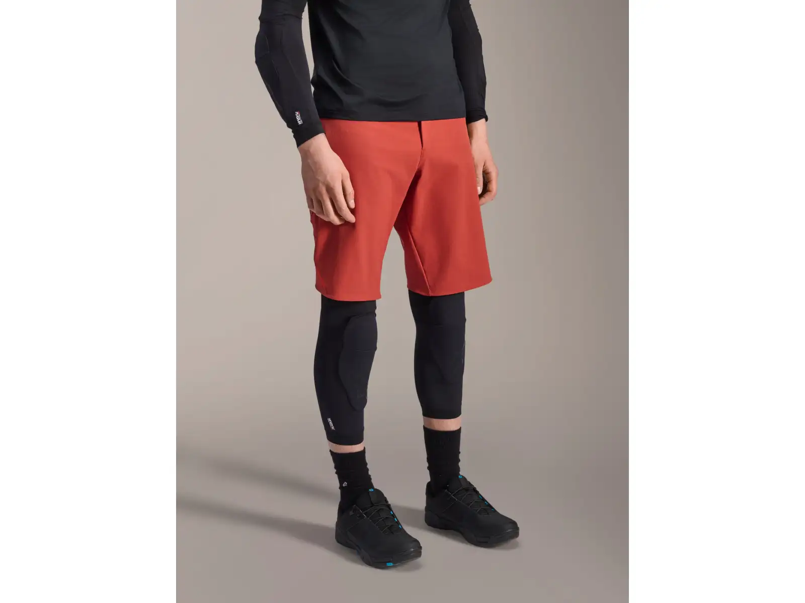 Alpinestars A-Motion Plasma chrániče kolien Black
