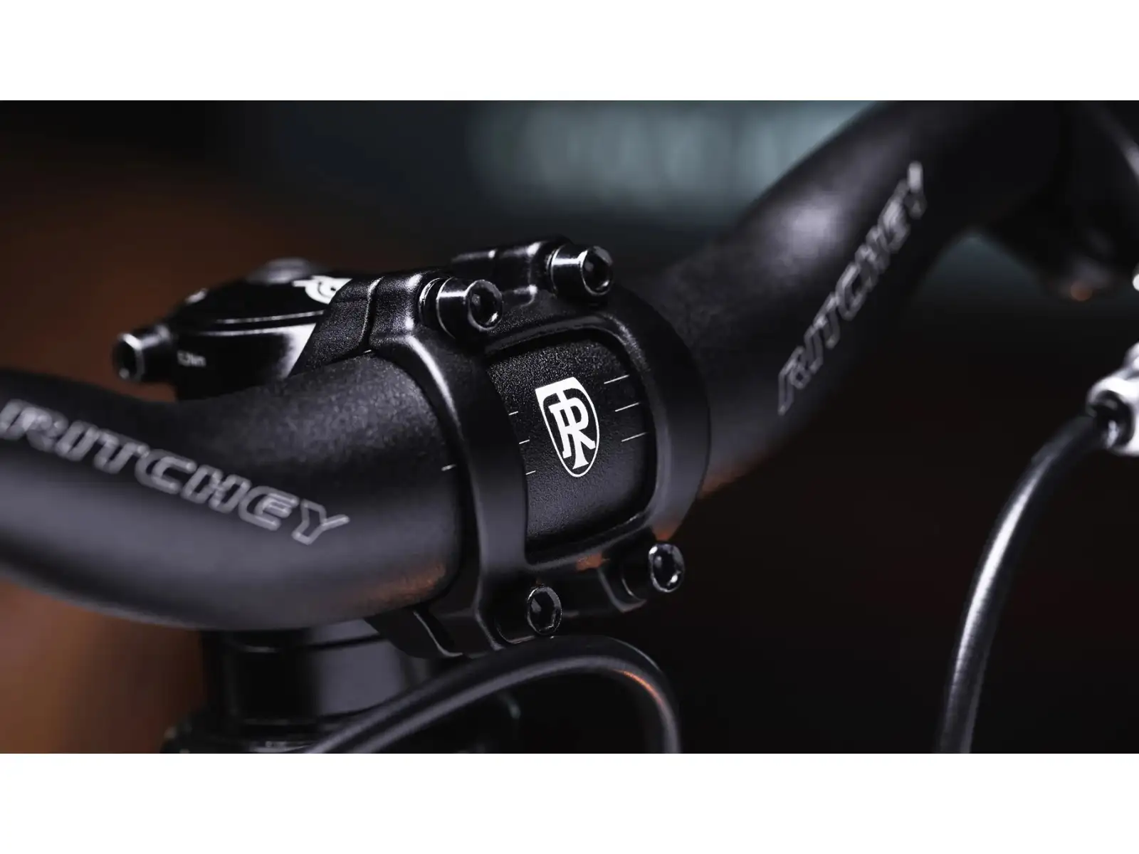 Early Rider Seeker 16 detský bicykel Brushed Aluminium