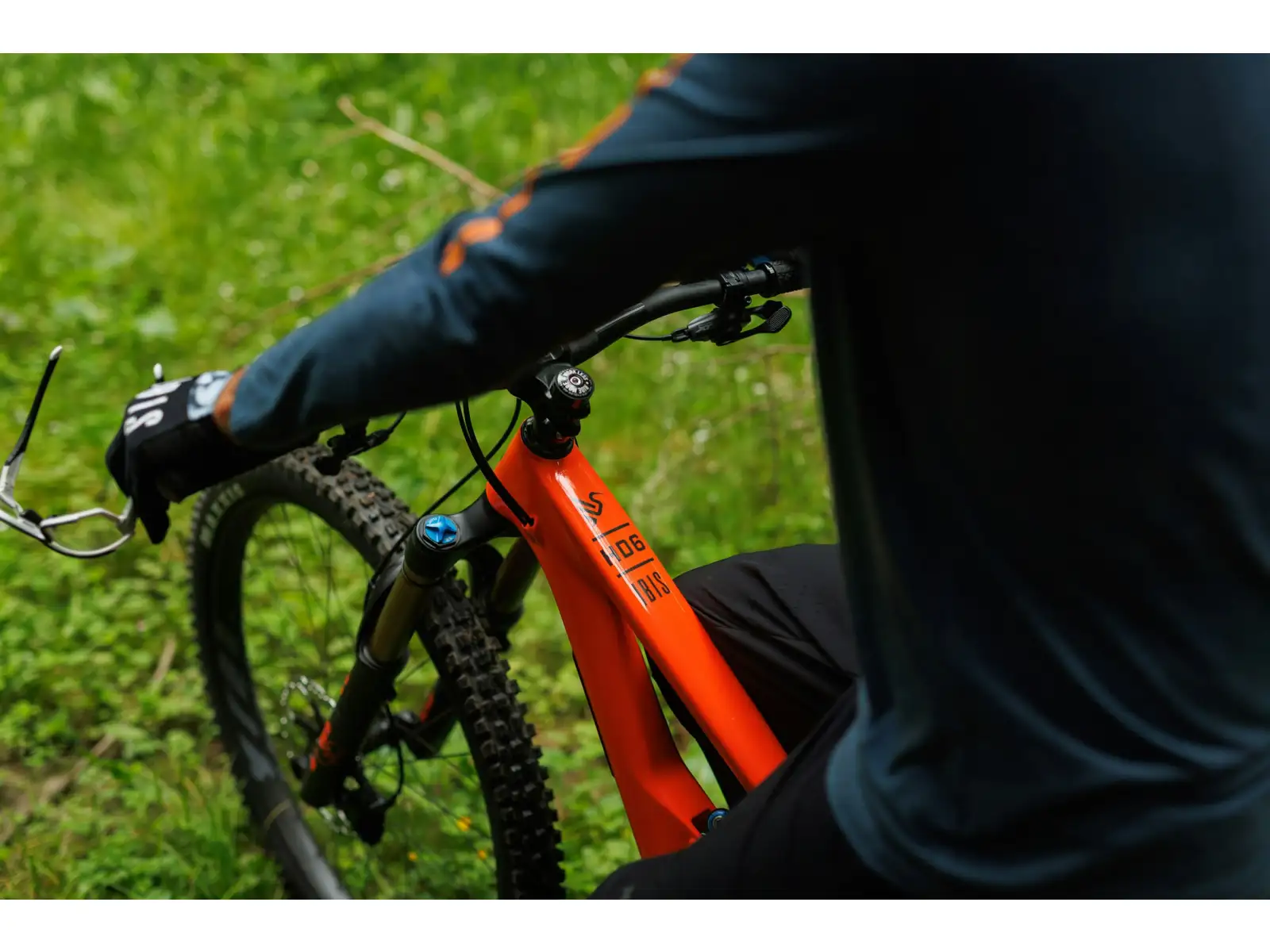 Ibis HD6 Eagle 90 horský celoodpružený bicykel Orange