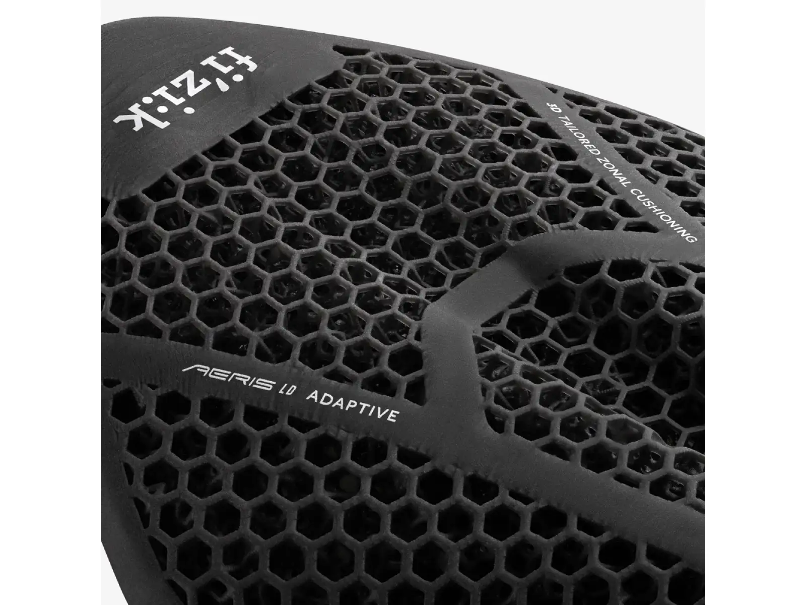 Fyzik Transiro Aeris LD R3 Adaptive sedlo 135 mm