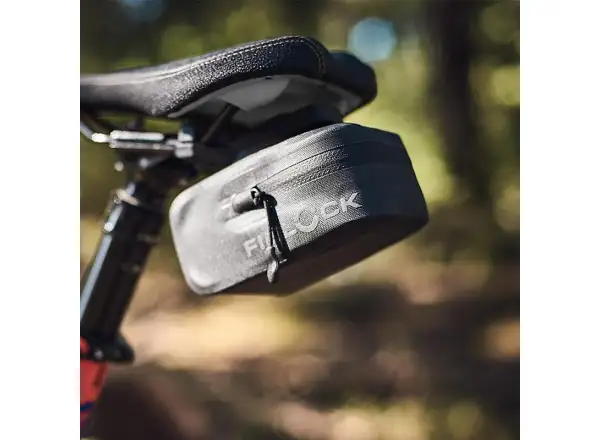 Fidlock Saddle Bag podsadová brašňa 600 ml