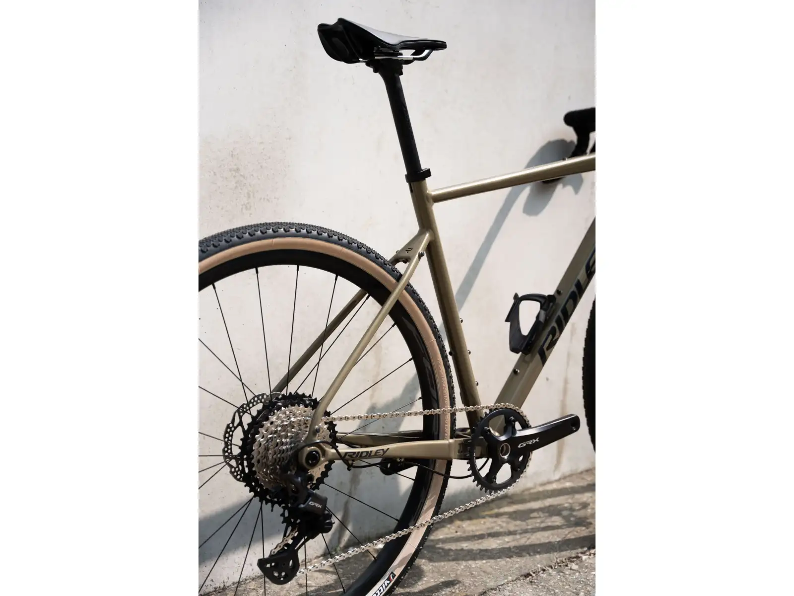 Ridley Kanzo Adventure Alu GRX400 gravel bicykel Bronze Green/Black