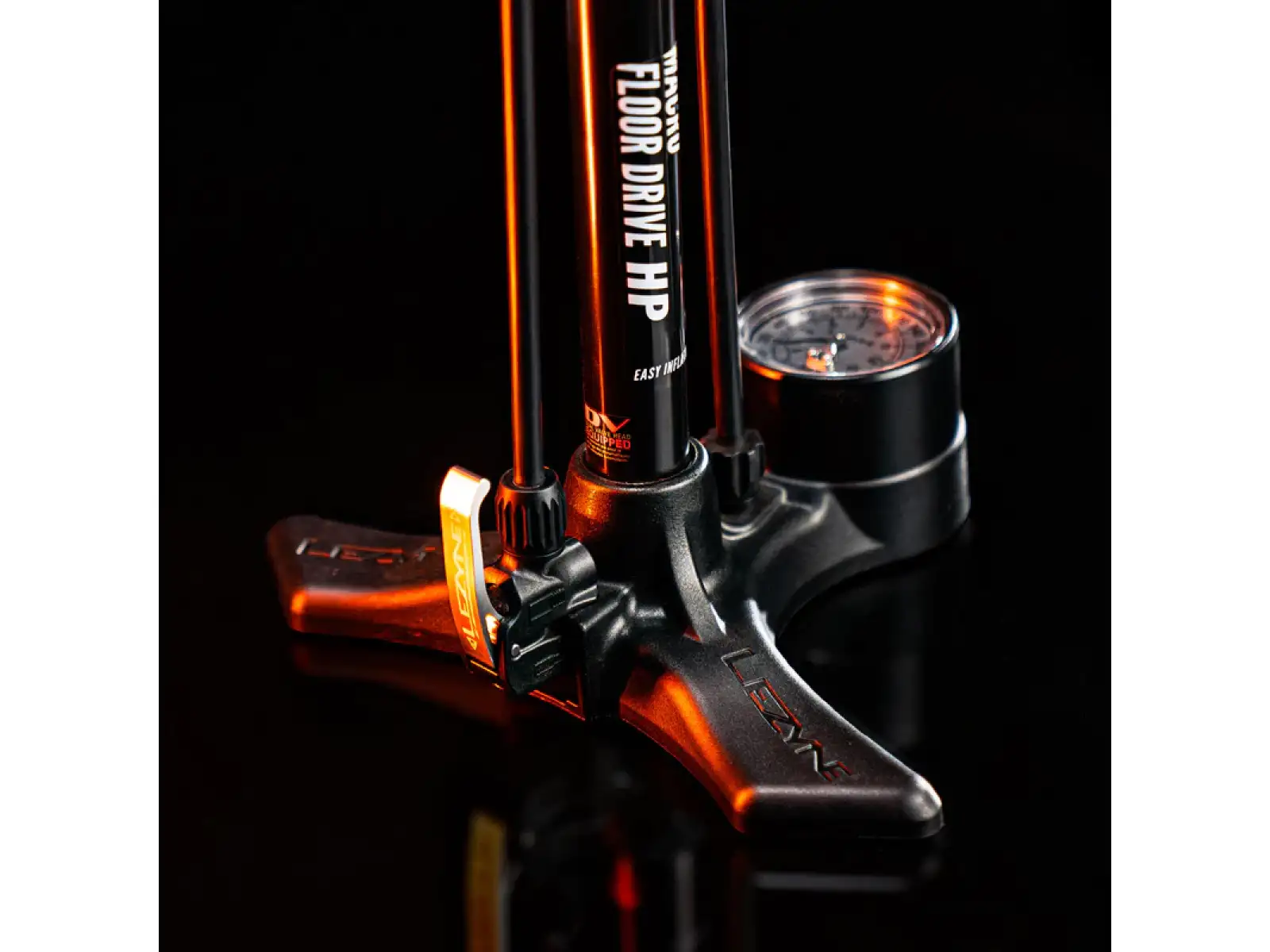 Lezyne Macro Floor Drive pumpa Flat Black