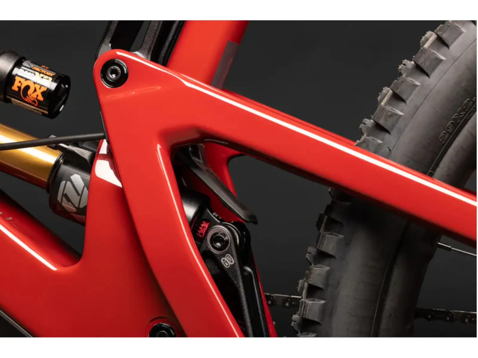 Santa Cruz Megatower 2 CC X0 AXS RSV celoodpružený bicykel Gloss Crimson