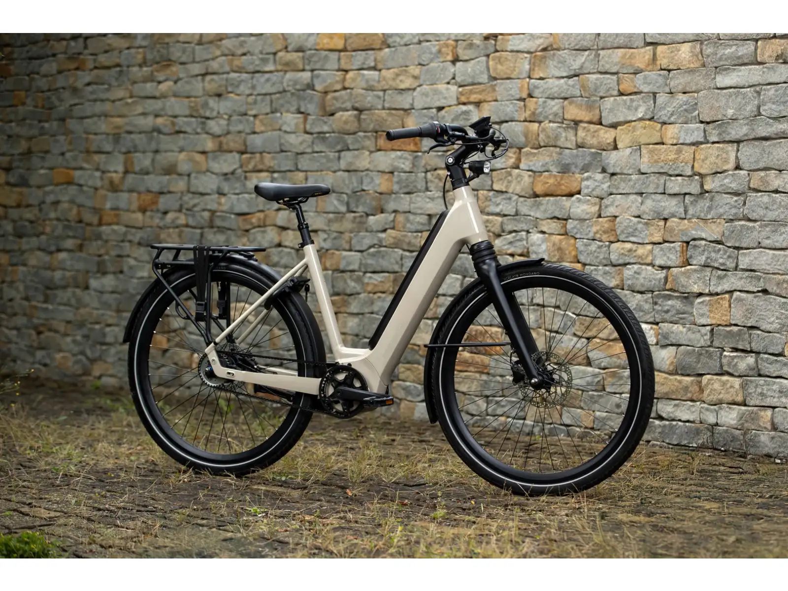 Superior eWAY 6.45 mestský elektrobicykel Gloss Dust