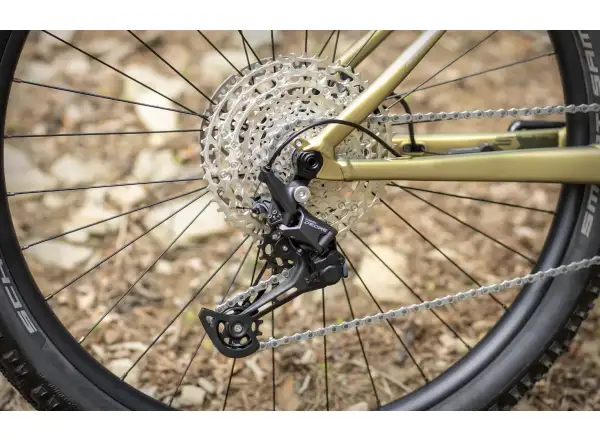 Superior eXP 8089 horský elektrobicykel Matte Olive Metallic/Chrome Silver