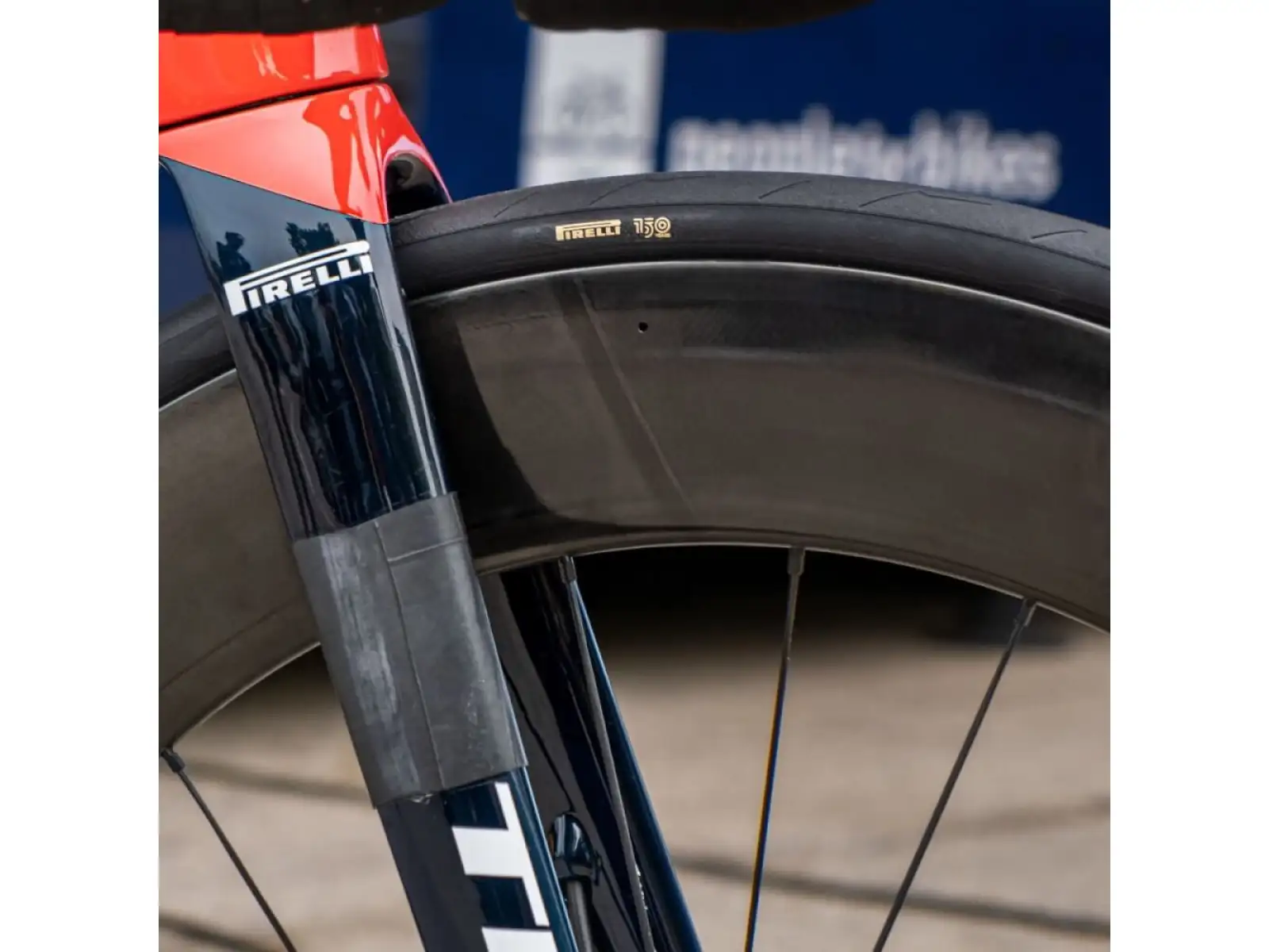 Pirelli P ZERO™ Race 150° Aniversary 26-622 cestný plášť Kevlar čierna