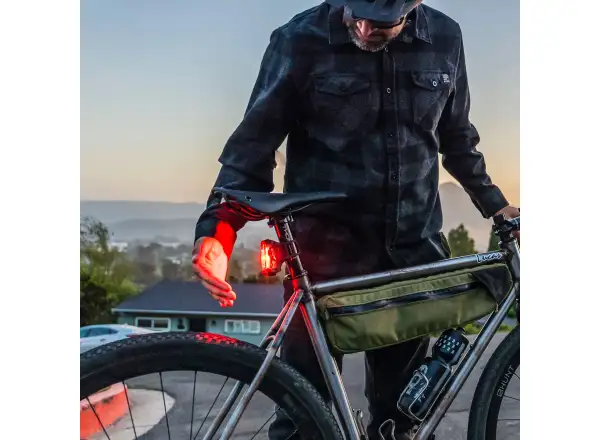 Lezyne Radar StVZO zadné svetlo s radarom Black