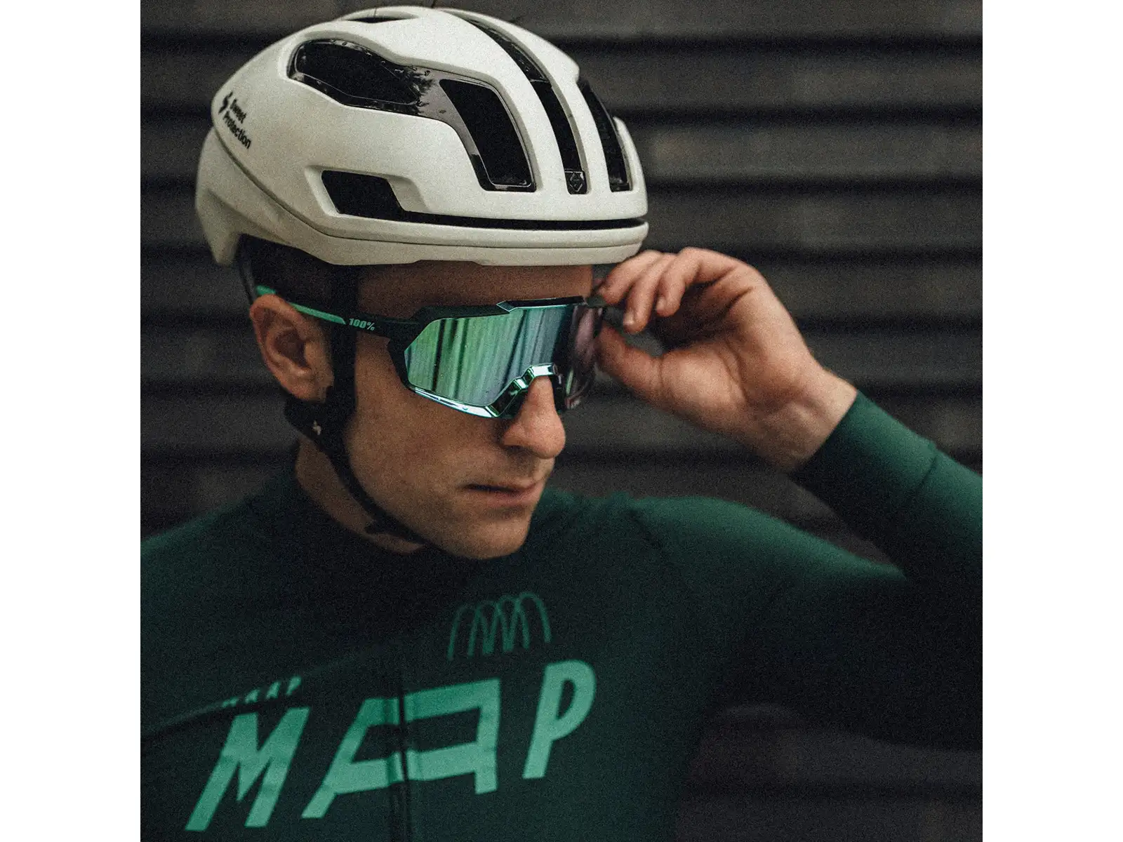 100% Korbin športové okuliare Matte Juniper/HiPER Mint Mirror Lens