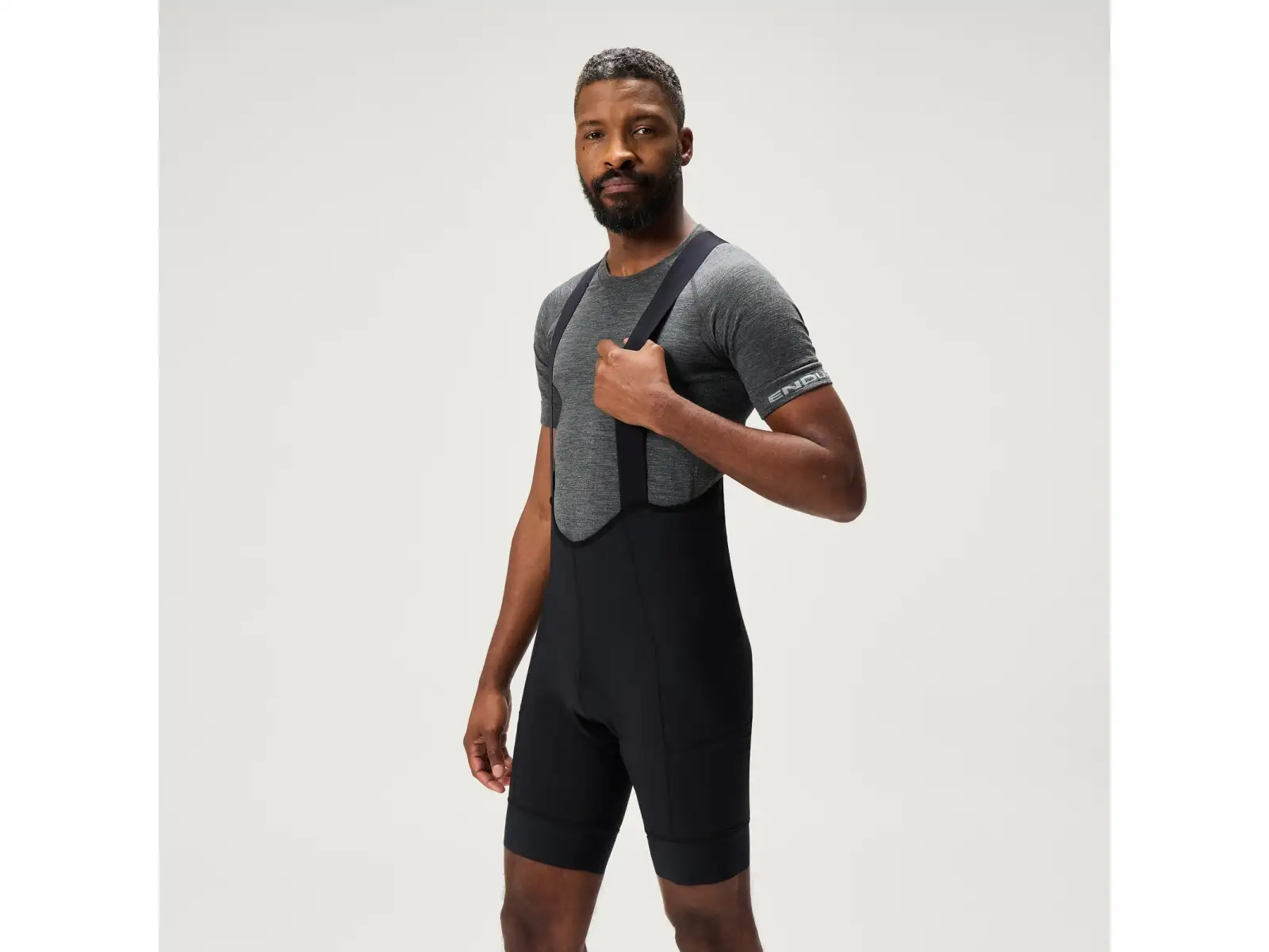 Endura Loop pánske kraťasy s vložkou a trakmi Black
