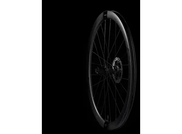 FFWD RYOT44 DT240 2:1 EXP cestné vypletené kolesá plášťové MattBlack orech Shimano HG11