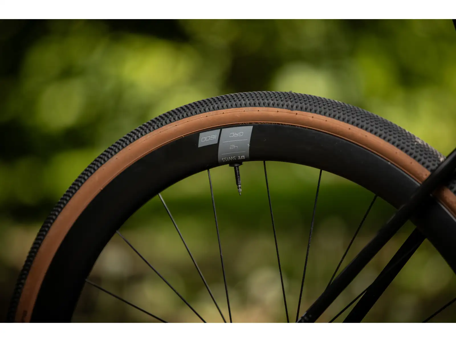 Superior XR 9.8 GR gravel bicykel Matte Carbon/Gloss Black