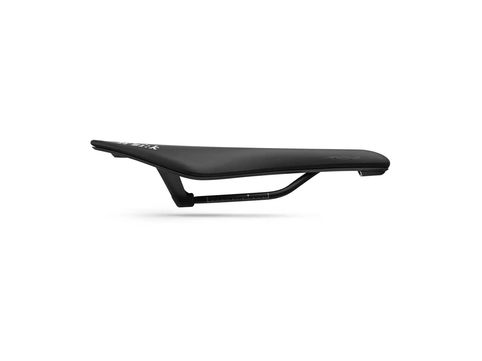 Fizik Vento Arione R5 sedlo