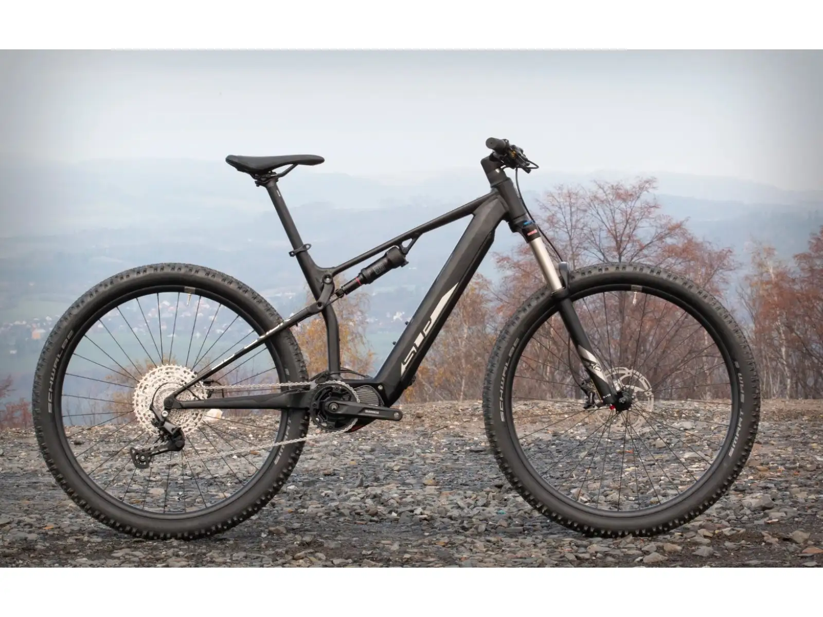 Superior eXF 8089 celoodpružený e-bikeMatte Black/Chrome Silver