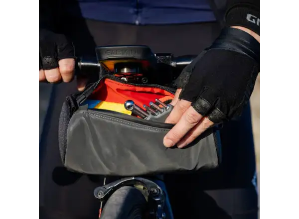 Blackburn Grid Handlebar Bag taška na riadidlá čierna