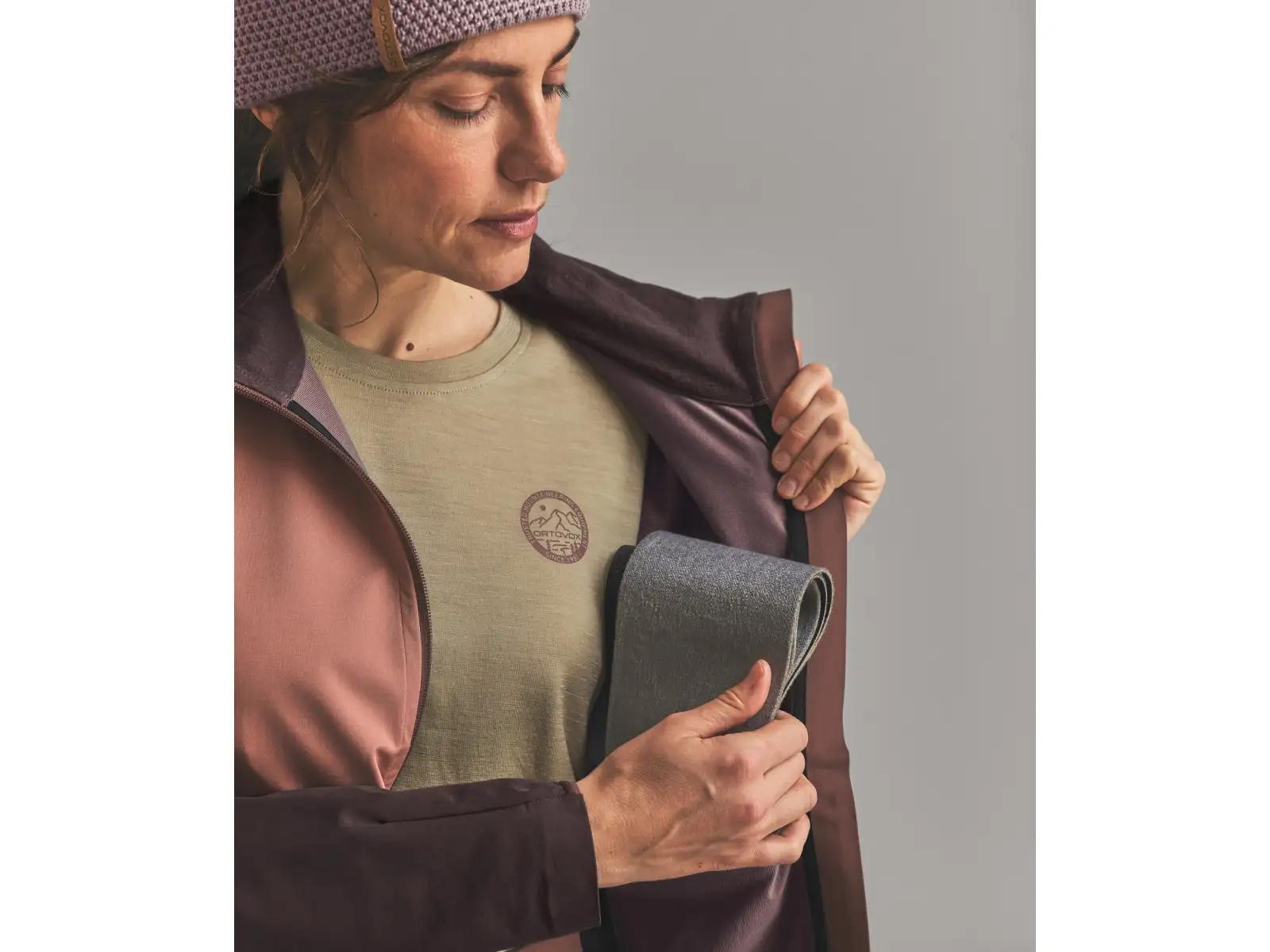 Ortovox Ortler Softshell Plus Jacket dámska softshellová bunda Chestnut