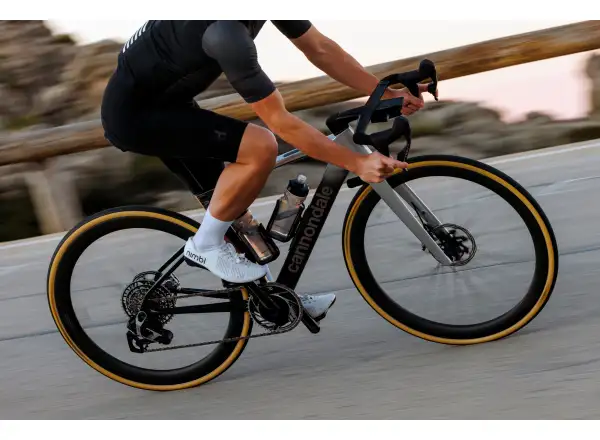 Cannondale Synapse LAB71 SMARTSENSE cestný bicykel Black Marble (BMB)