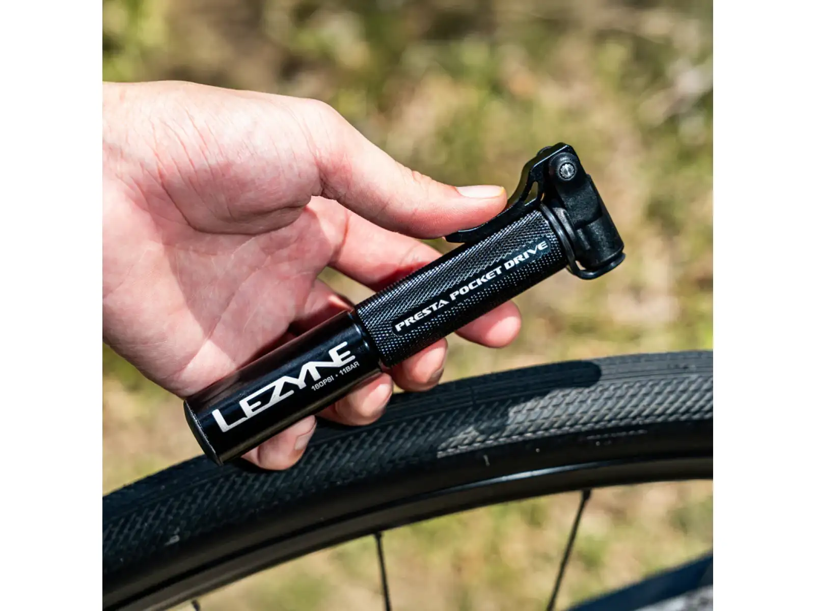 Lezyne Presta Pocket Drive pumpa Black/Gold