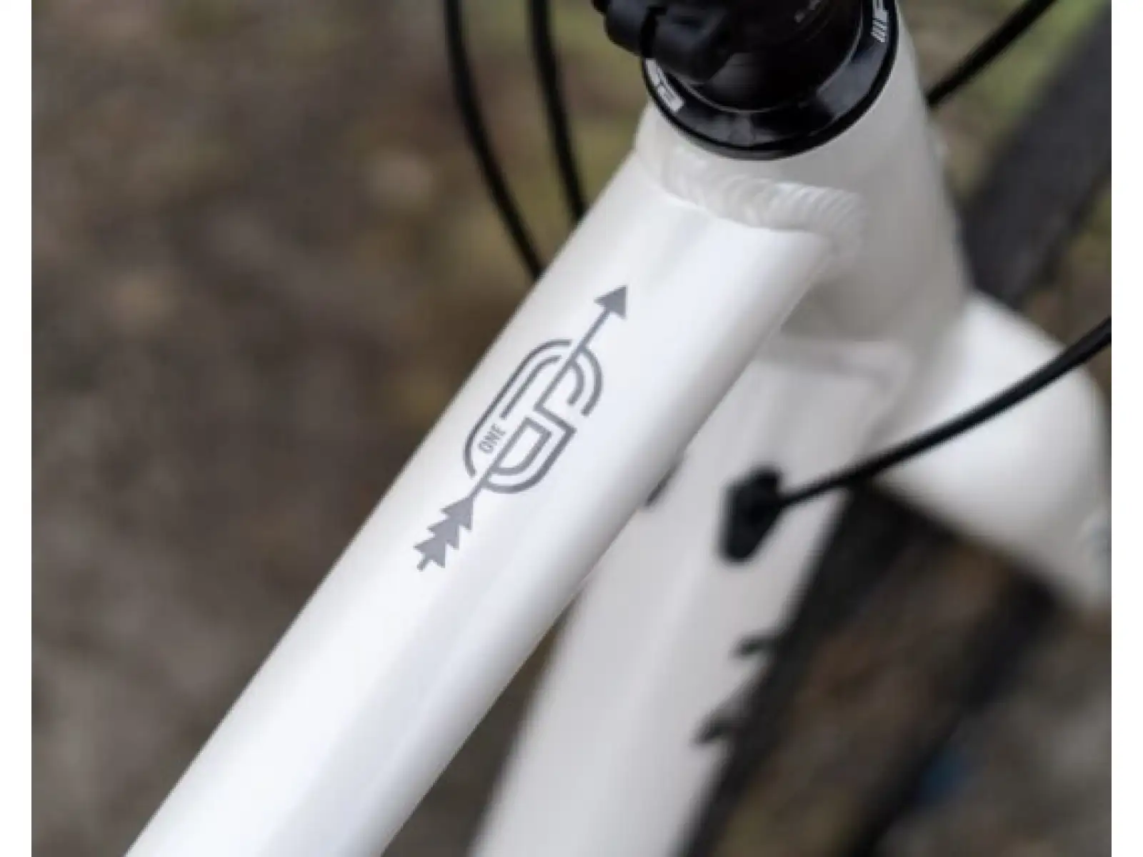 Štrkovací bicykel Marin Gestalt 1 Gloss White/Grey