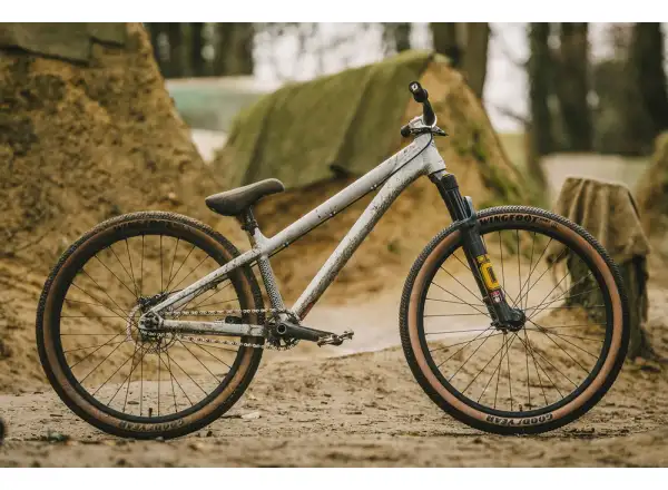 MTB plášť Goodyear Wingfoot Dirt 26x2.2 