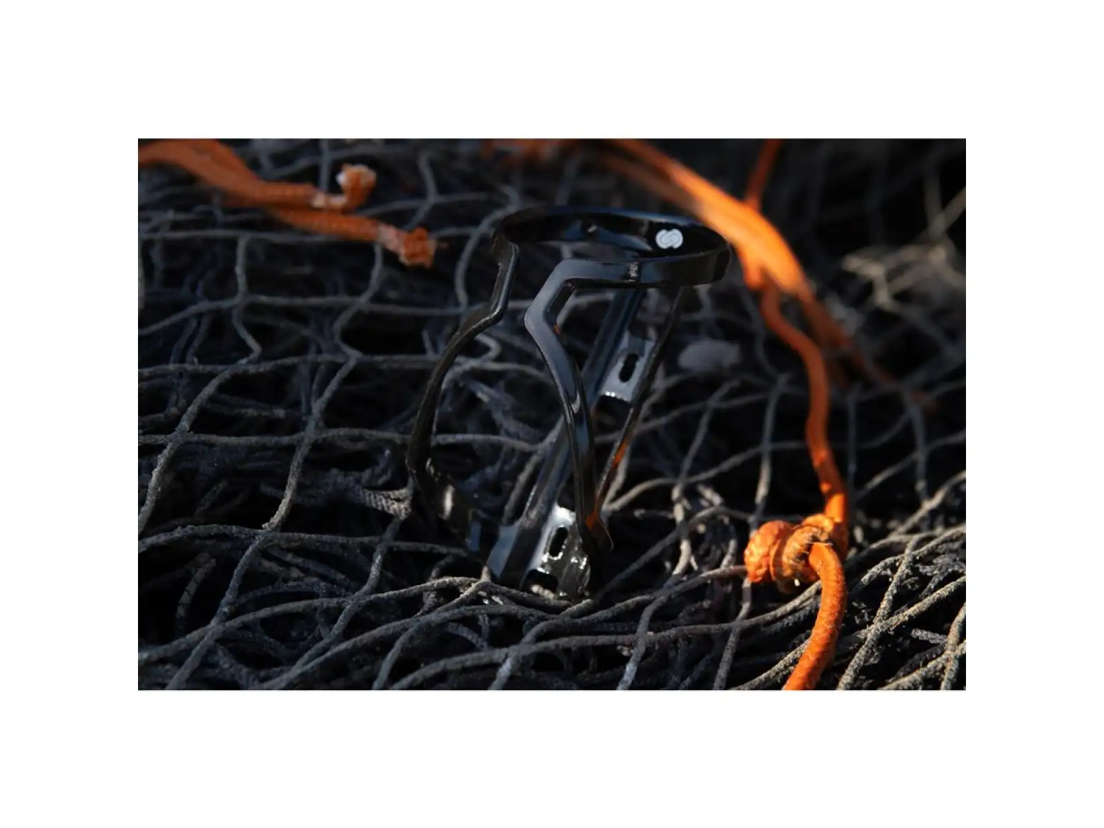 Giant Airway sportový košík na fľašu Gloss Black