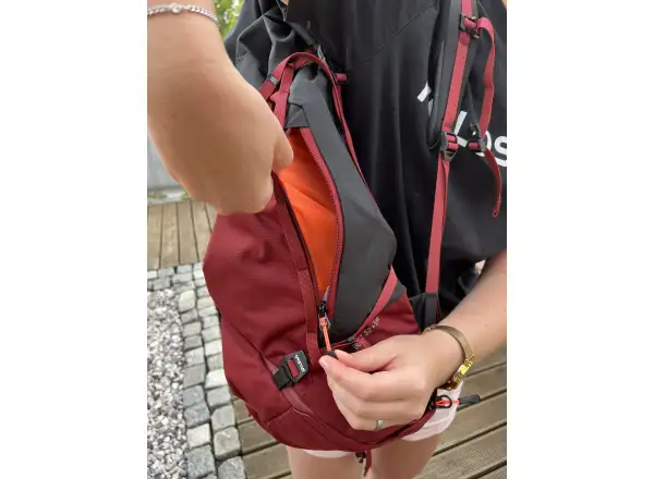 Salewa Puez dámsky batoh 32 l + 5 l Syrah/Black Out