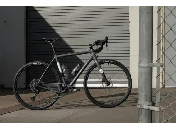 Ibis Hakka Mx Rival gravel bicykel Slate