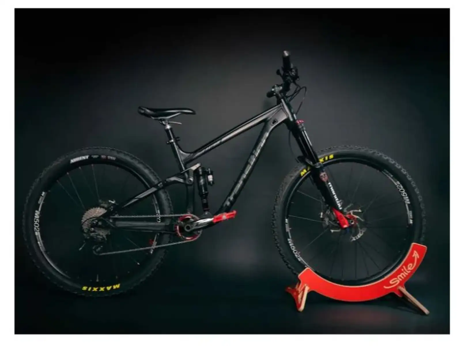 MTB Hopper Smile stojan na bicykel Red