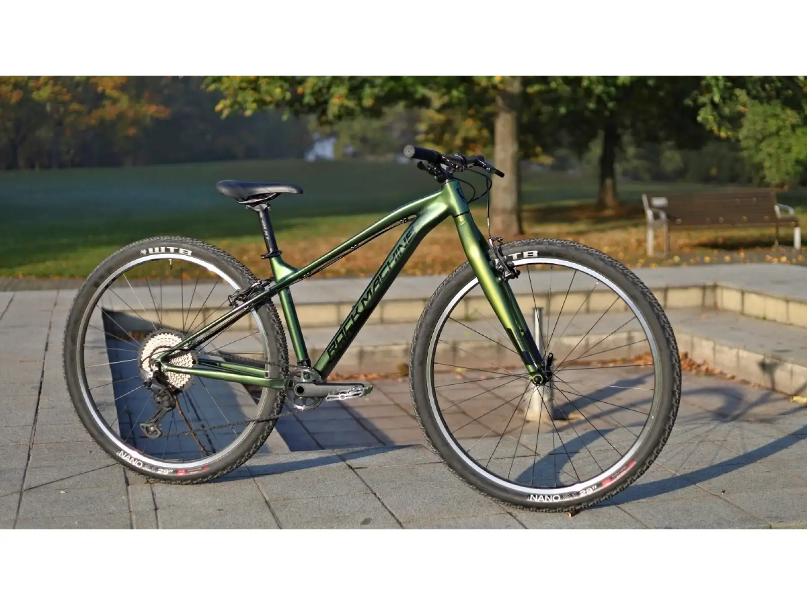 Rock Machine Thunder 29" VB detský bicykel S Gloss Metallic Khaki/Pearl Black